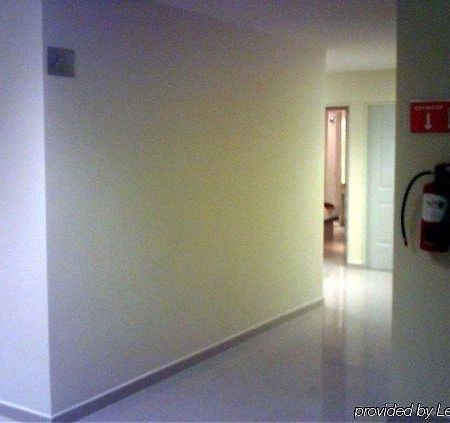 Hotel 402 Монтеррей Экстерьер фото
