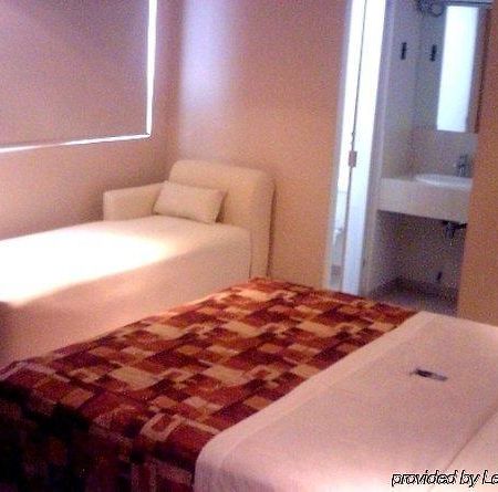 Hotel 402 Монтеррей Экстерьер фото
